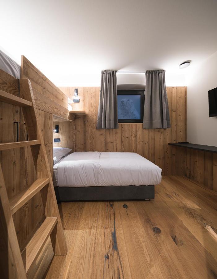 Dolomiti Exclusive Your Mountain Suite ポッツァ・ディ・ファッサ エクステリア 写真