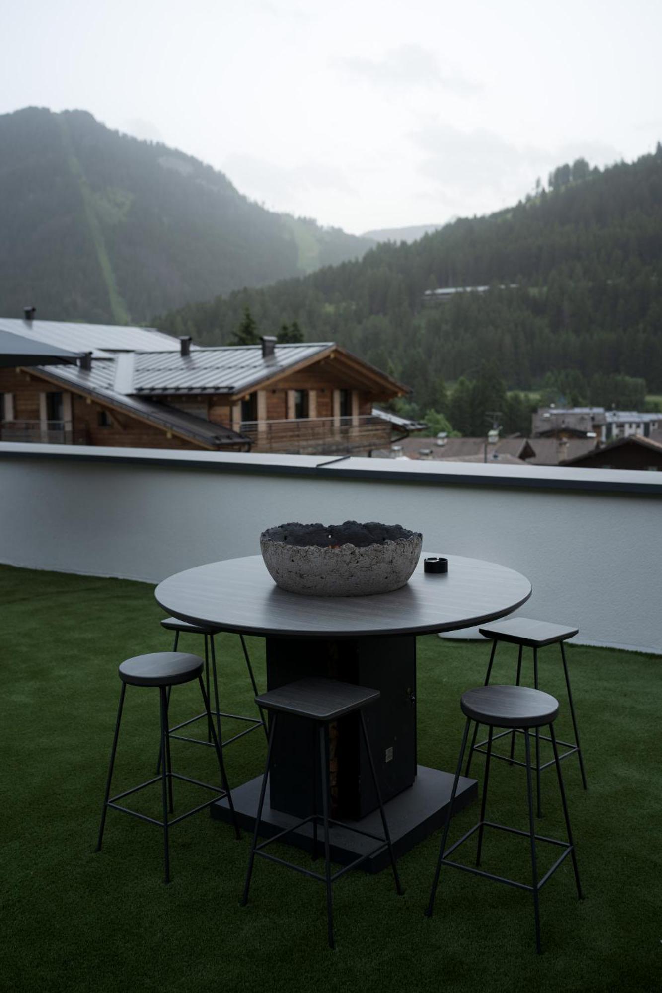 Dolomiti Exclusive Your Mountain Suite ポッツァ・ディ・ファッサ エクステリア 写真